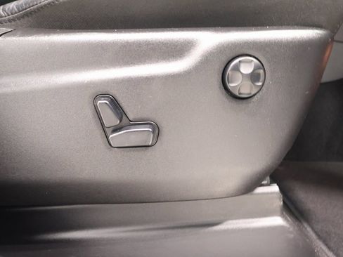 Used 2020 Jeep Grand Cherokee Limited image 22