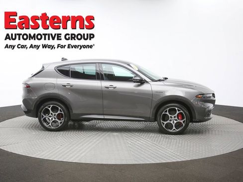 Used 2024 Alfa Romeo Tonale Veloce w/ Active Assist Package AWD/4WD image 43