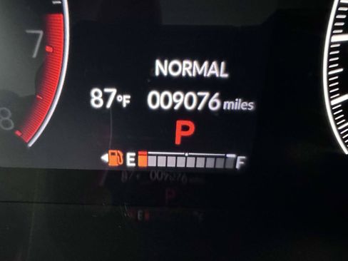 Used 2023 Honda HR-V LX image 31