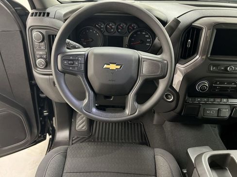 Used 2023 Chevrolet Silverado 1500 Custom image 19