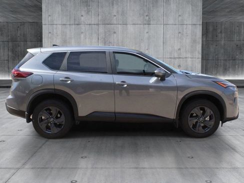 Used 2026 Nissan Rogue SV w/ Cold Weather Package FWD image 6