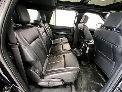 Used 2019 Ford Expedition Max XLT w/ Equipment Group 202A RWD image 20