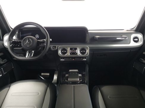Certified 2025 Mercedes-Benz G 580 w/ EQ Technology image 27