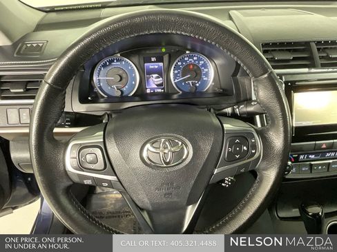 Used 2015 Toyota Camry XLE image 43