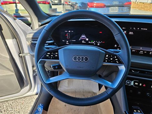 New 2025 Audi Q5 Premium Plus image 10