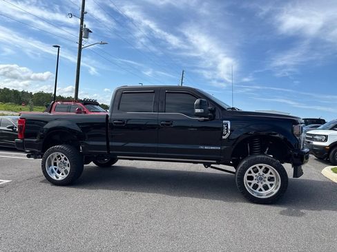 Used 2020 Ford F350 Platinum AWD/4WD image 1