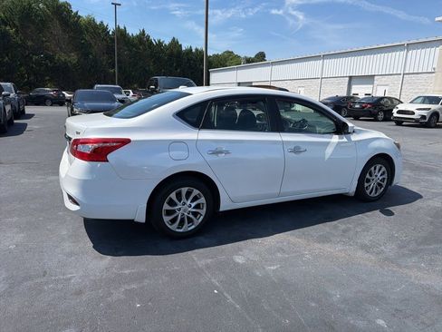 Used 2017 Nissan Sentra SV w/ Style Package FWD image 4