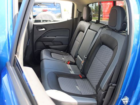 Used 2019 Chevrolet Colorado Z71 AWD/4WD image 30