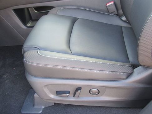 New 2026 Nissan Pathfinder SL FWD image 15