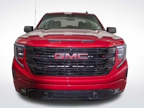Used 2024 GMC Sierra 1500 Elevation AWD/4WD image 3