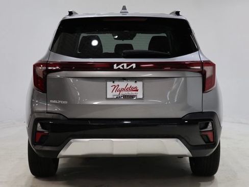 Used 2025 Kia Seltos S FWD image 7