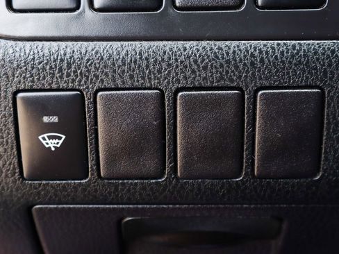 Used 2019 Toyota Highlander XLE image 20