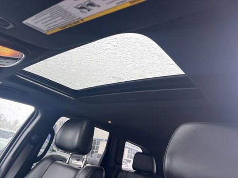 Used 2020 Jeep Grand Cherokee Limited image 15