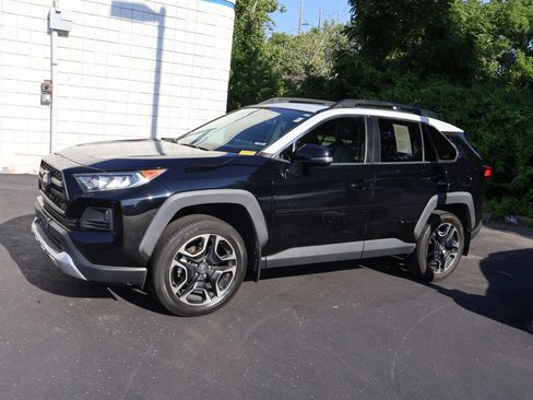 Used 2019 Toyota RAV4 Adventure w/ Cold Weather Package AWD/4WD image 4