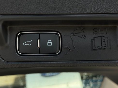 New 2026 Ford Explorer Active w/ Active Comfort Package RWD image 26