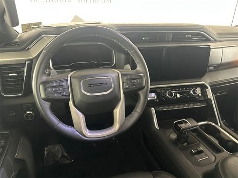Used 2023 GMC Sierra 1500 Denali w/ Denali Reserve Package image 22