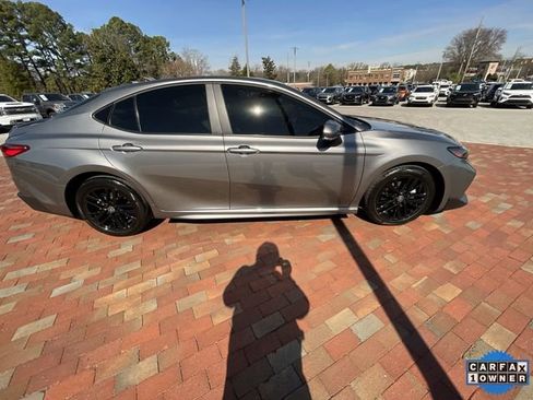 Used 2025 Toyota Camry SE FWD image 37
