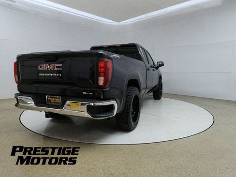Used 2023 GMC Sierra 1500 SLE w/ Enhanced Capability Package AWD/4WD image 6