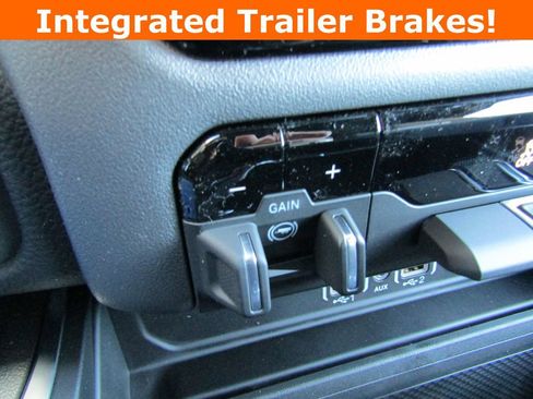 New 2026 RAM 1500 Big Horn w/ Night Edition image 17