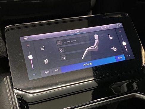 Used 2022 Jeep Grand Wagoneer Series II image 39