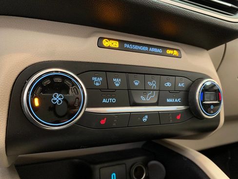Used 2020 Ford Escape SEL AWD/4WD image 16