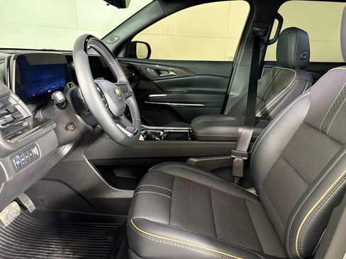 Used 2026 Chevrolet Traverse High Country w/ LPO, Floor Liner Package image 25