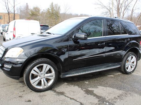 Used 2011 Mercedes-Benz ML 350 4MATIC w/ Premium 1 Pkg image 13