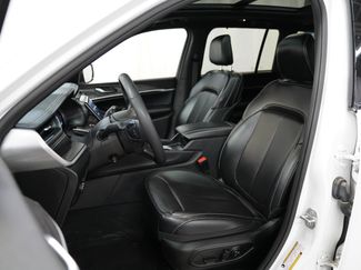Used 2024 Jeep Grand Cherokee Limited w/ Luxury Tech Group II AWD/4WD video 4