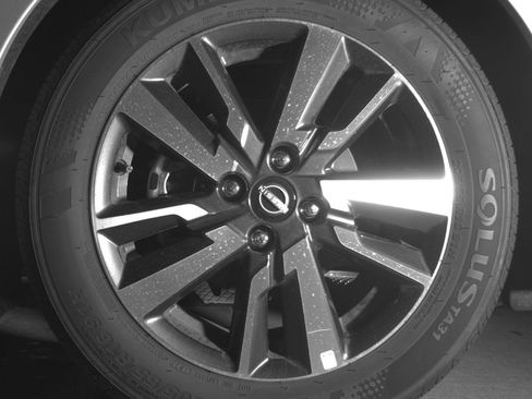 Used 2025 Nissan Versa SV image 12