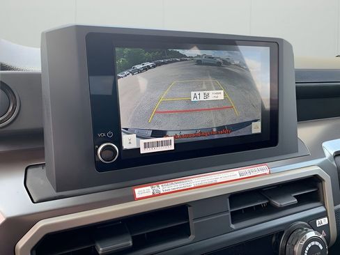 New 2025 Toyota Tacoma SR5 image 31