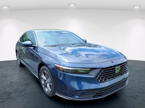 Used 2023 Honda Accord EX image 9