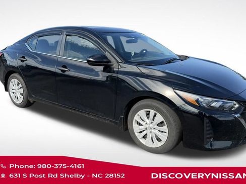 Certified 2024 Nissan Sentra S FWD image 2