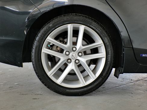 Used 2017 Lexus CT 200h image 36