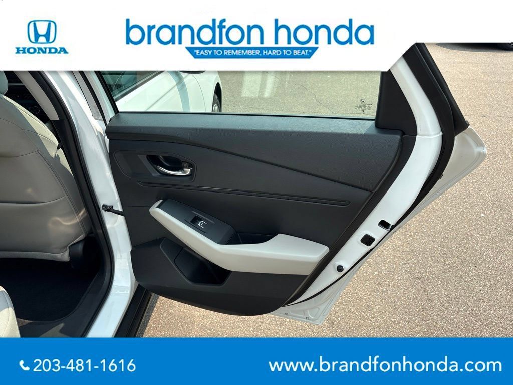 Used 2023 Honda Accord LX image 9