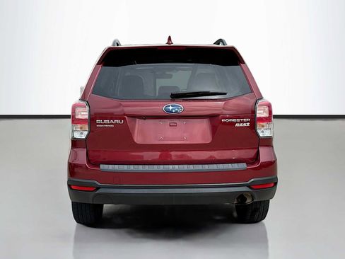 Used 2017 Subaru Forester 2.5i Premium w/ Popular Package #2A AWD/4WD image 4