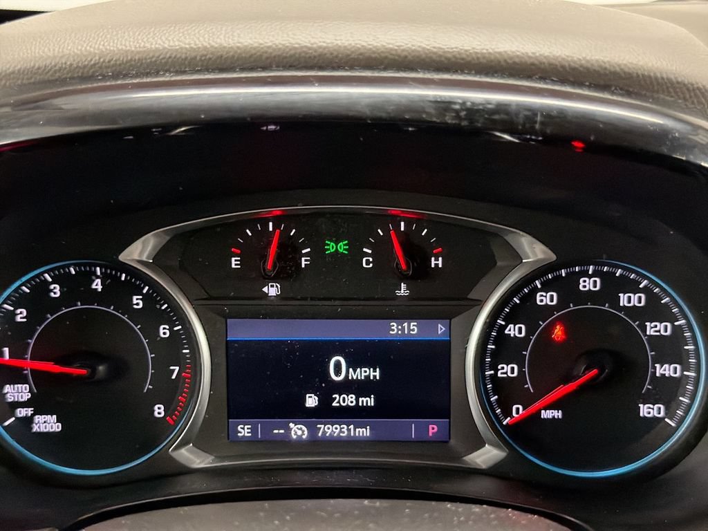 Used 2021 Chevrolet Traverse LT FWD image 12
