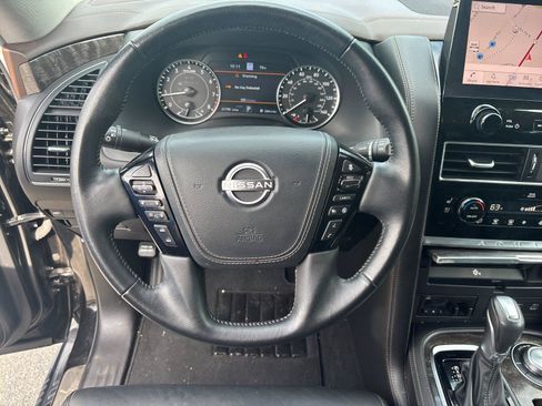 Used 2024 Nissan Armada Platinum w/ Captain's Chairs Package AWD/4WD image 18