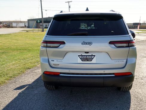 Used 2021 Jeep Grand Cherokee L Limited image 22