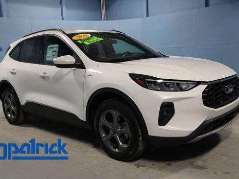 Used 2025 Ford Escape ST-Line Select w/ Tech Pack #1 AWD/4WD image 1