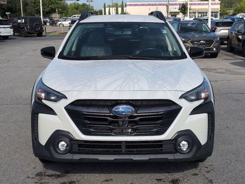 Used 2023 Subaru Outback Premium AWD/4WD image 8