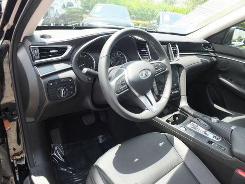 Used 2025 INFINITI QX50 Luxe AWD/4WD image 23