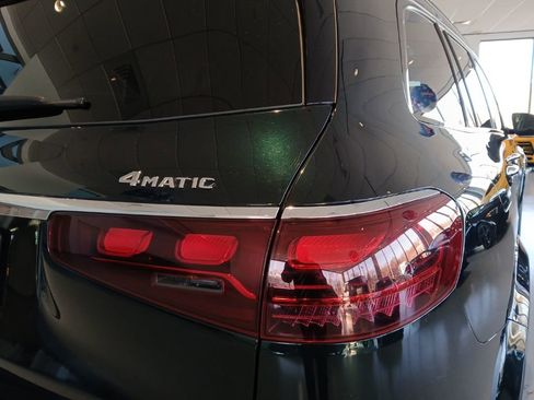 Used 2024 Mercedes-Benz GLS 450 4MATIC image 13