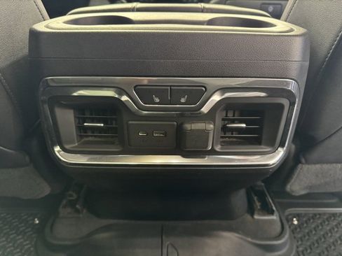 Used 2021 GMC Sierra 1500 AT4 w/ AT4 Preferred Package image 17