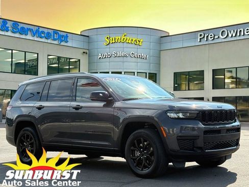 Used 2024 Jeep Grand Cherokee L Laredo AWD/4WD image 1