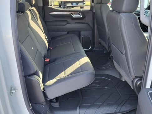 New 2026 Chevrolet Silverado 1500 LT w/ Texas Edition Plus RWD image 11