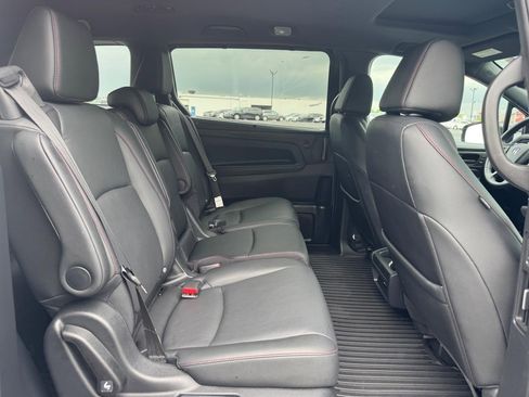 Used 2025 Honda Odyssey Sport-L image 10