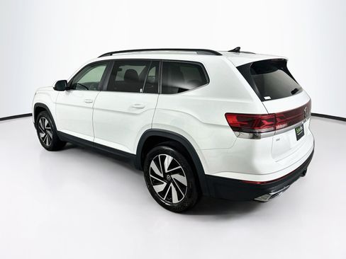 Used 2025 Volkswagen Atlas SE FWD image 5