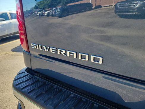 Used 2025 Chevrolet Silverado 2500 LT w/ All Star Edition AWD/4WD image 9
