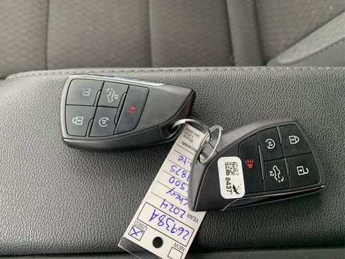 Used 2024 Chevrolet Silverado 2500 LT image 32