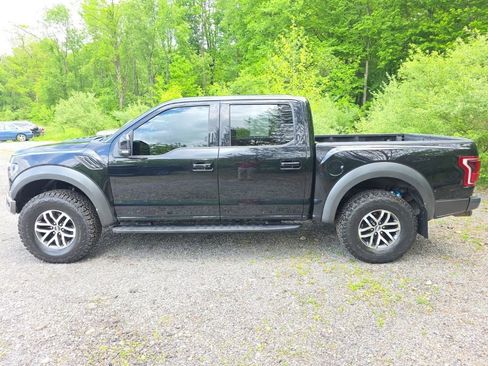 Used 2018 Ford F150 Raptor w/ Equipment Group 802A Luxury AWD/4WD image 7